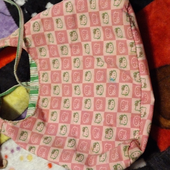 Hello Kitty HOBO Bag - Picture 6 of 11